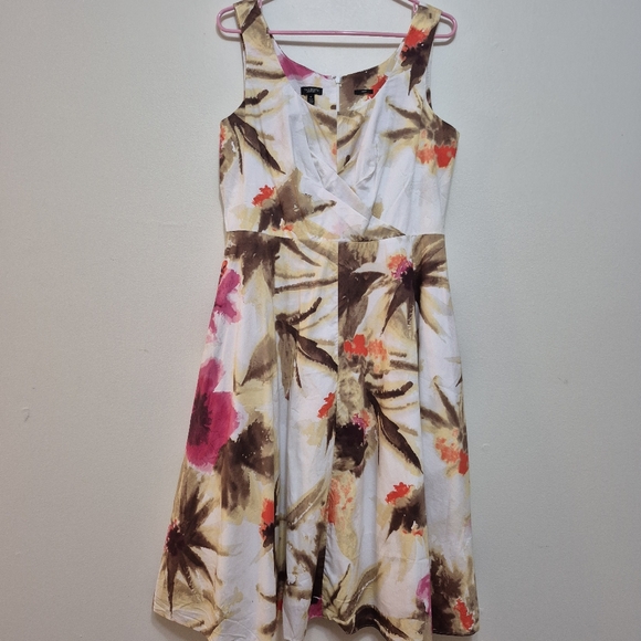 Talbots Watercolor Floral Fit & Flare Sleeveless Midi Dress – Size 10 - Picture 2 of 6